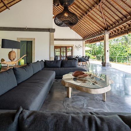 Villa Themma Jungle - Sumptuous 3Br Luxury Villa With Majestic Jungle View North Of Ubud Bagian luar foto