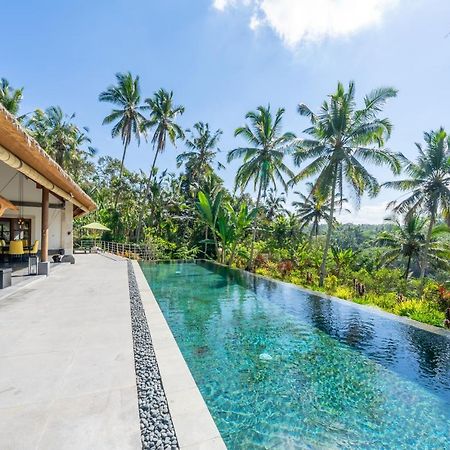 Villa Themma Jungle - Sumptuous 3Br Luxury Villa With Majestic Jungle View North Of Ubud Bagian luar foto