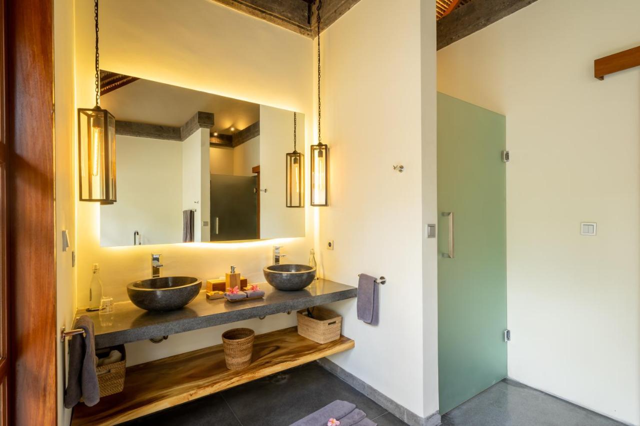 Villa Themma Jungle - Sumptuous 3Br Luxury Villa With Majestic Jungle View North Of Ubud Bagian luar foto