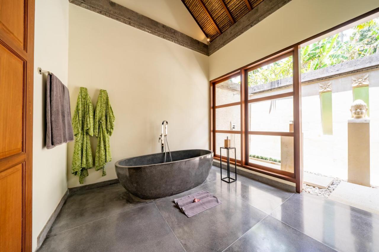 Villa Themma Jungle - Sumptuous 3Br Luxury Villa With Majestic Jungle View North Of Ubud Bagian luar foto